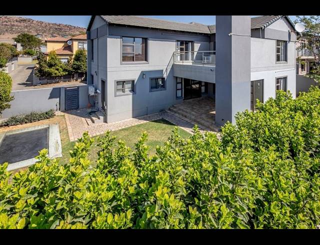 4 BEDROOM HOUSE FOR SALE IN HOMES HAVEN